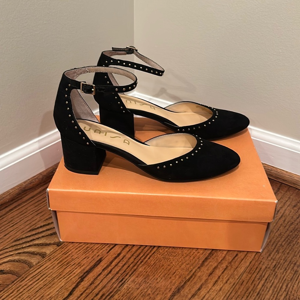 Unisa Black Fabric Studded Heels